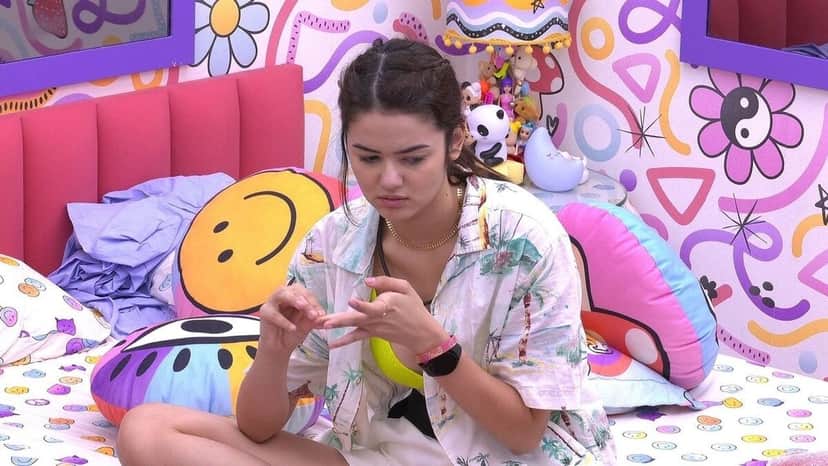 BBB22: Eslovênia desabafa sobre briga com Gustavo (Foto: Reprodução) BBB22: Eslovênia desabafa sobre briga com Gustavo (Foto: Reprodução)