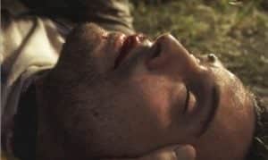 Chico (Túlio Sterling) é assassinado em 'Pantanal'(Foto: Reprodução / Globo) Chico (Túlio Sterling) é assassinado em 'Pantanal'(Foto: Reprodução / Globo)