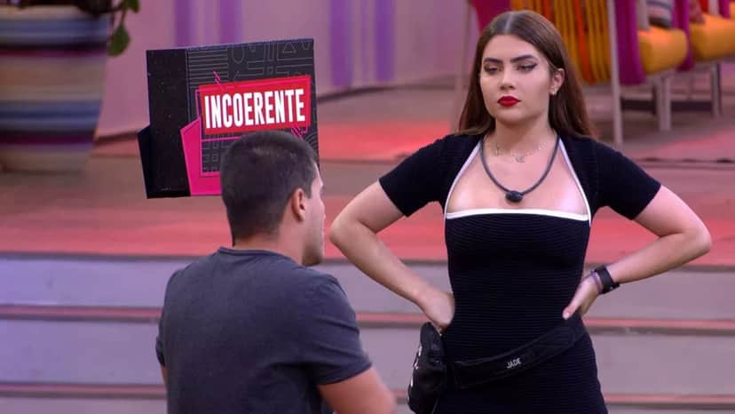 Sonia Abrão detonou Jade Picon, do "BBB22" (Foto: Reprodução/TV Globo) Sonia Abrão detonou Jade Picon, do "BBB22" (Foto: Reprodução/TV Globo)