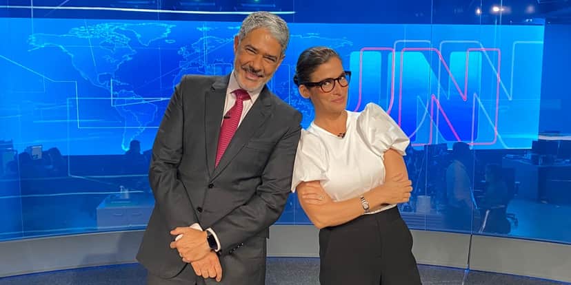 William Bonner expõe o que Ivete Sangalo fez ele sofrer em vídeo e detona recado: "Vai ser agora" William Bonner expõe o que Ivete Sangalo fez ele sofrer em vídeo e detona recado: "Vai ser agora"
