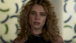 Madeleine flagrará a irmã e o noivo em "Pantanal" (Foto: Reprodução / Globo) Madeleine flagrará a irmã e o noivo em "Pantanal" (Foto: Reprodução / Globo)