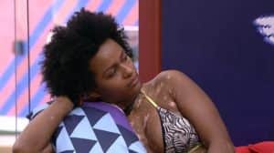 Natália, do BBB 22, fala com Lucas sobre sister: 'Eu vou ser sua madrinha e não converso com a sua esposa' (Foto: Reprodução / Globoplay) Natália, do BBB 22, fala com Lucas sobre sister: 'Eu vou ser sua madrinha e não converso com a sua esposa' (Foto: Reprodução / Globoplay)