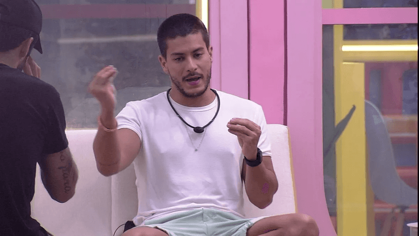BBB22: Arthur Aguiar toma esporro da produção em conversa com amigos (Foto: Reprodução) BBB22: Arthur Aguiar toma esporro da produção em conversa com amigos (Foto: Reprodução)