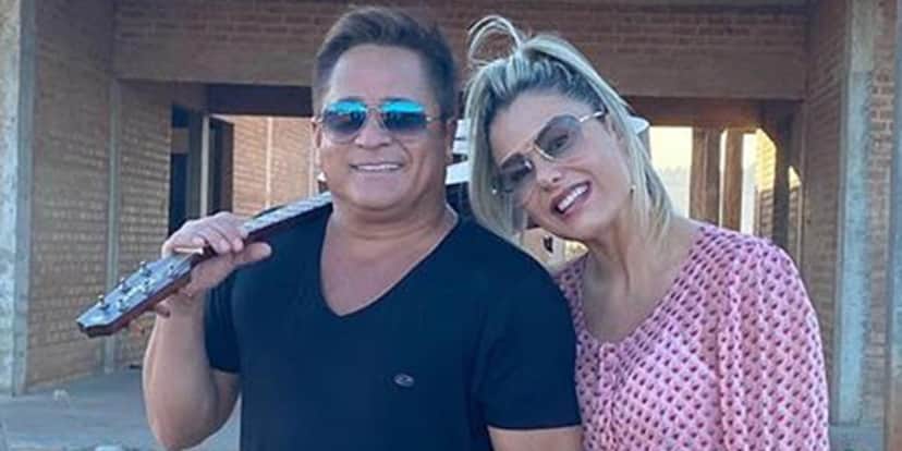 Leonardo ao lado de Poliana Rocha (Foto: Divulgação) Leonardo ao lado de Poliana Rocha (Foto: Divulgação)