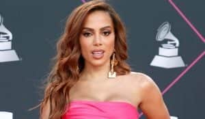Anitta não vai ao Grammy Latino e revolta os fãs