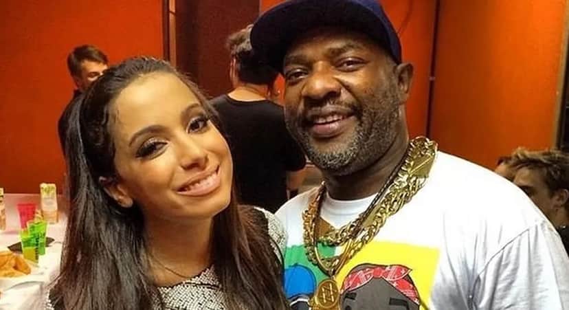 Anitta e Mr. Catra, falecido em 2018 Anitta e Mr. Catra, falecido em 2018