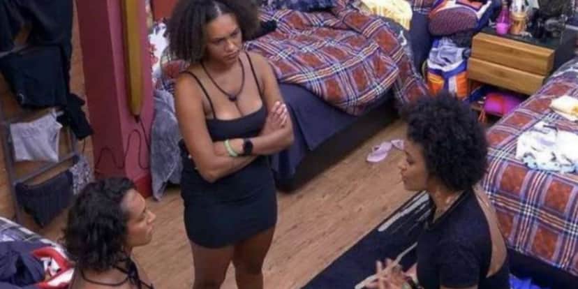 BBB22: Jessilane desabafa com Natália e Linn da Quebrada (Foto: Reprodução) BBB22: Jessilane desabafa com Natália e Linn da Quebrada (Foto: Reprodução)