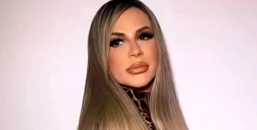 Deolane Bezerra não poupa gastos quando o assunto é beleza e conforto Deolane Bezerra não poupa gastos quando o assunto é beleza e conforto