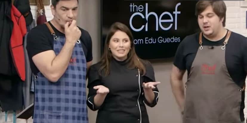 Edu Guedes expõe relação com jornalista no The Chef e confirma na Band: "Anos juntos" Edu Guedes expõe relação com jornalista no The Chef e confirma na Band: "Anos juntos"