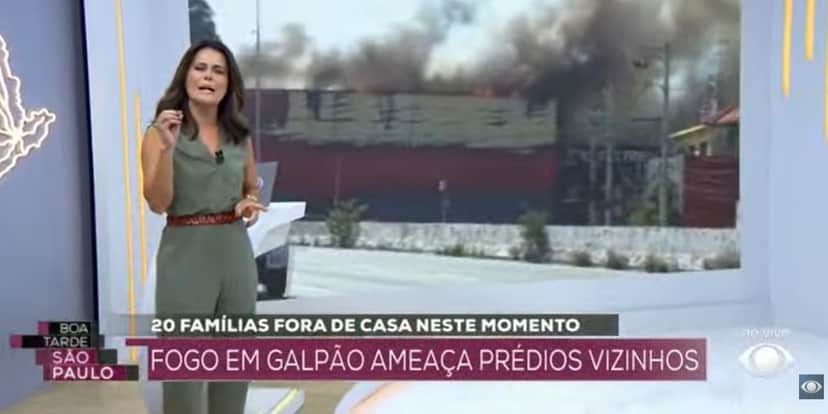 "Está destruindo", Adriana Araújo interrompe Neto às pressas e anuncia incêndio na Band: "O risco é grande" "Está destruindo", Adriana Araújo interrompe Neto às pressas e anuncia incêndio na Band: "O risco é grande"