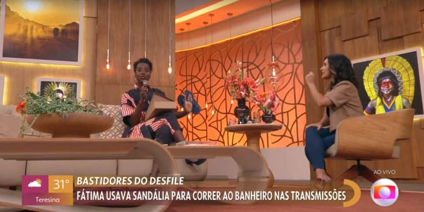 Maju Coutinho ganhou chinelo de Fátima Bernardes (Foto: Reprodução/TV Globo) Maju Coutinho ganhou chinelo de Fátima Bernardes (Foto: Reprodução/TV Globo)
