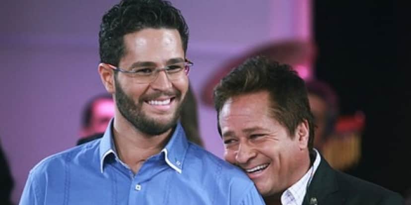 Pedro Leonardo e o pai (Foto: Reprodução) Pedro Leonardo e o pai (Foto: Reprodução)