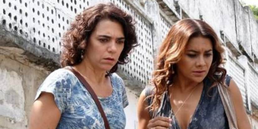 http://tvfoco.uai.com.br/wp-content/uploads/2015/05/Daniela-Mercury.jpg