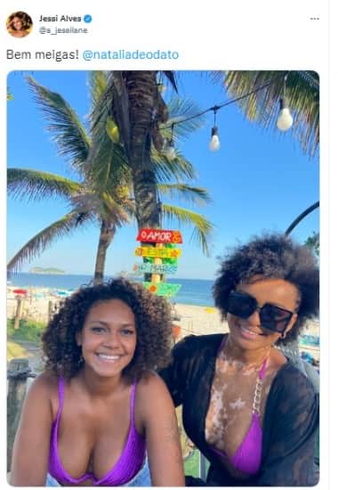 BBB22: Natália e Jessilane curtem a praia juntas (Foto: Reprodução/Twitter) BBB22: Natália e Jessilane curtem a praia juntas (Foto: Reprodução/Twitter)