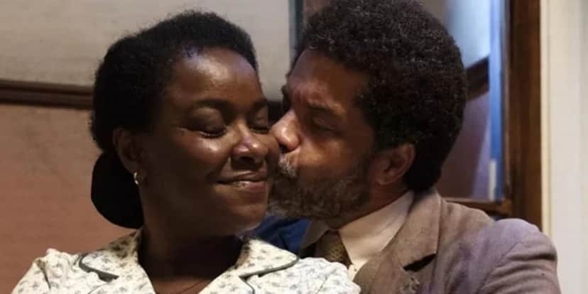 Além da Ilusão: Augusta e Abílio se casarão (Foto: Reprodução) Além da Ilusão: Augusta e Abílio se casarão (Foto: Reprodução)