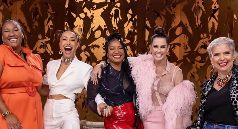 Deborah Secco foi a convidada do "Saia Justa", no GNT Deborah Secco foi a convidada do "Saia Justa", no GNT