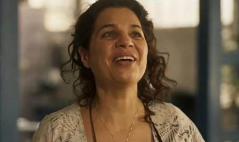 Maria Bruaca (Isabel Teixeira) pagará traição com a mesma moeda e rolará na cama com outro em Pantanal (Foto: Reprodução / Globo) Maria Bruaca (Isabel Teixeira) pagará traição com a mesma moeda e rolará na cama com outro em Pantanal (Foto: Reprodução / Globo)