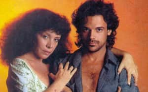 Alcides (Ângelo Antônio) e Maria Bruaca (Angela Leal) na 1ª versão de Pantanal, exibida em 1990 (Foto: Reprodução / Internet) Alcides (Ângelo Antônio) e Maria Bruaca (Angela Leal) na 1ª versão de Pantanal, exibida em 1990 (Foto: Reprodução / Internet)