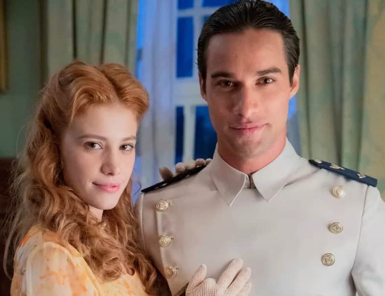 Marcos (Pablo Morais) e Arminda (Caroline Dallarosa) em "Além da Ilusão" (Foto: Reprodução / Globo) Marcos (Pablo Morais) e Arminda (Caroline Dallarosa) em "Além da Ilusão" (Foto: Reprodução / Globo)