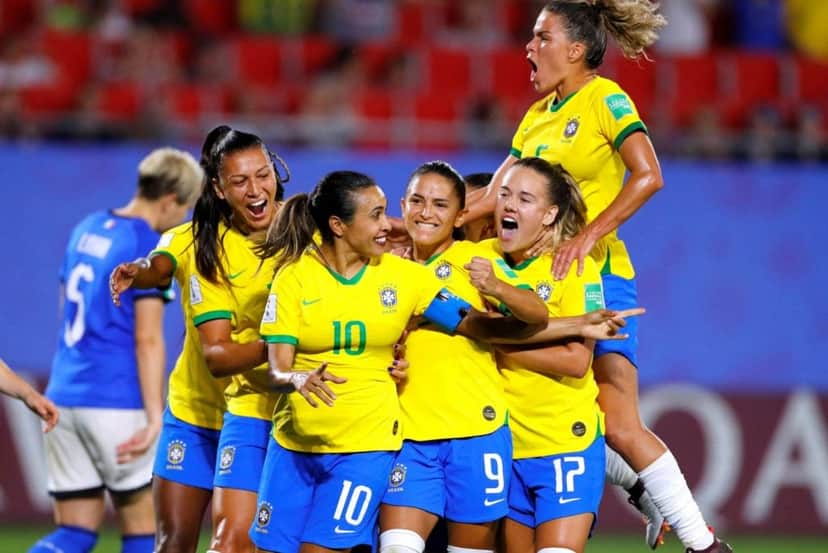 Jogos da seleção brasileira feminina vão ser transmitidos pelo SBT- Foto: Divulgação/CBF Jogos da seleção brasileira feminina vão ser transmitidos pelo SBT- Foto: Divulgação/CBF