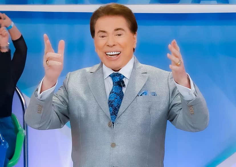 Silvio Santos e o seu novo terno (Foto: Reprodução) Silvio Santos e o seu novo terno (Foto: Reprodução)