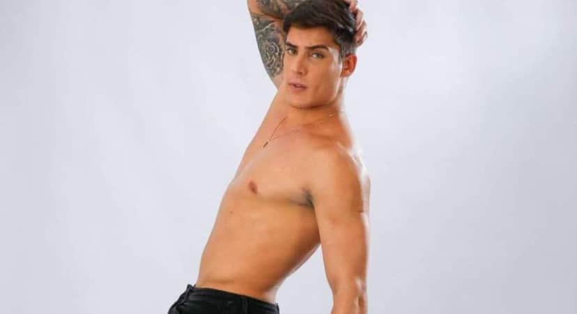 Tiago Ramos em ensaio fotográfico Tiago Ramos em ensaio fotográfico