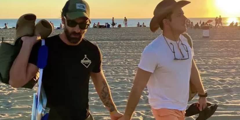 Ator da Netflix Marco Pigossi assumiu o relacionamento com diretor italiano - Foto: Reprodução Ator da Netflix Marco Pigossi assumiu o relacionamento com diretor italiano - Foto: Reprodução