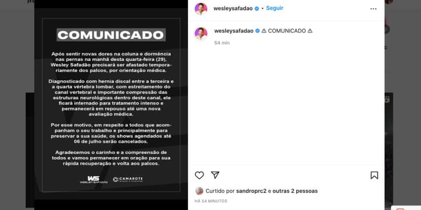 De acordo com assessoria, cantor ficará internado para tratamento De acordo com assessoria, cantor ficará internado para tratamento