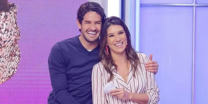 Alexandre Pato ao lado de Rebeca Abravanel (Foto: Divulgação) Alexandre Pato ao lado de Rebeca Abravanel (Foto: Divulgação)