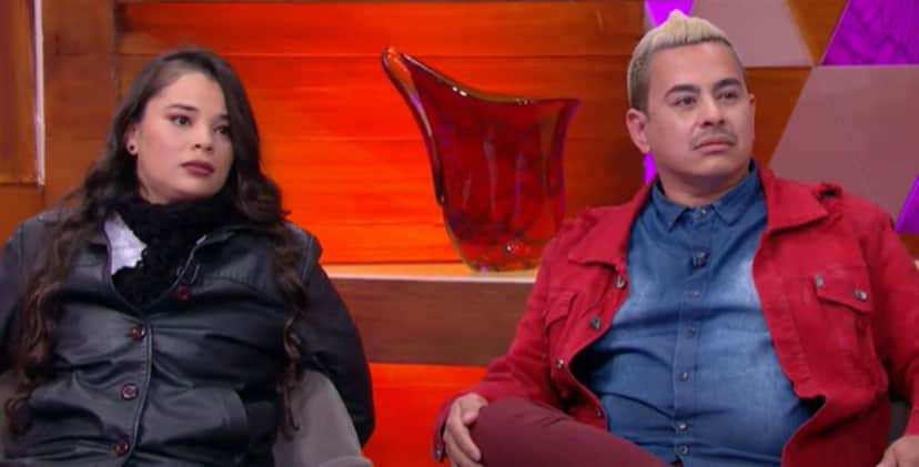 Bruna e Gledson foram desmascarados no "Casos de Família" Bruna e Gledson foram desmascarados no "Casos de Família"