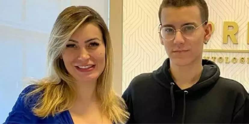 Andressa Urach e o filho - Foto Reprodução Instagram Andressa Urach e o filho - Foto Reprodução Instagram