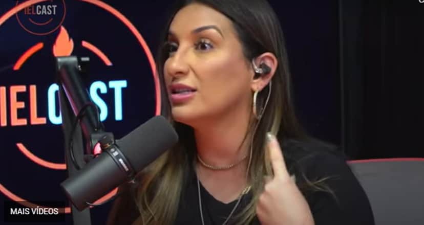 Cantora Gil Mendes no podcast "IelCast" Cantora Gil Mendes no podcast "IelCast"