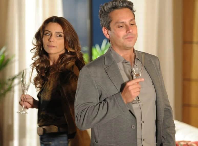 http://tvfoco.uai.com.br/wp-content/uploads/2015/05/Daniela-Mercury.jpg http://tvfoco.uai.com.br/wp-content/uploads/2015/05/Daniela-Mercury.jpg