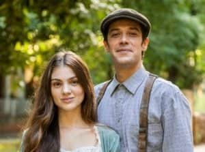 Olívia (Débora Ozório) e Tenório (Jayme Matarazzo) em Além da Ilusão (Foto: Reprodução / Globo) Olívia (Débora Ozório) e Tenório (Jayme Matarazzo) em Além da Ilusão (Foto: Reprodução / Globo)