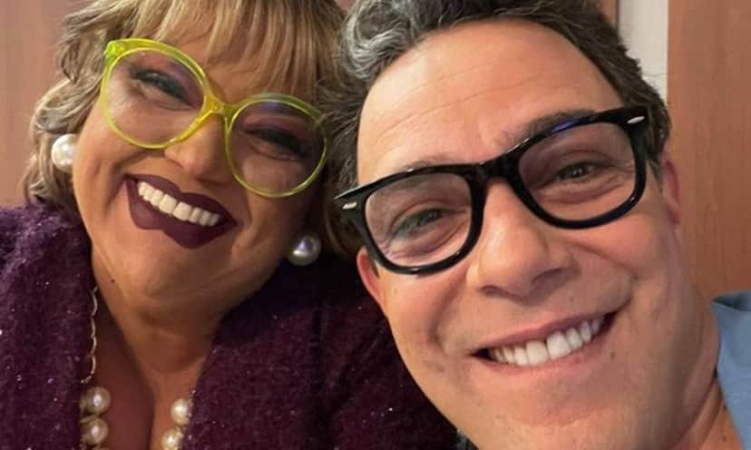 A comediante Rossicléa e o ator Marcelo Médici nos bastidores do "Nóis na Firma" A comediante Rossicléa e o ator Marcelo Médici nos bastidores do "Nóis na Firma"