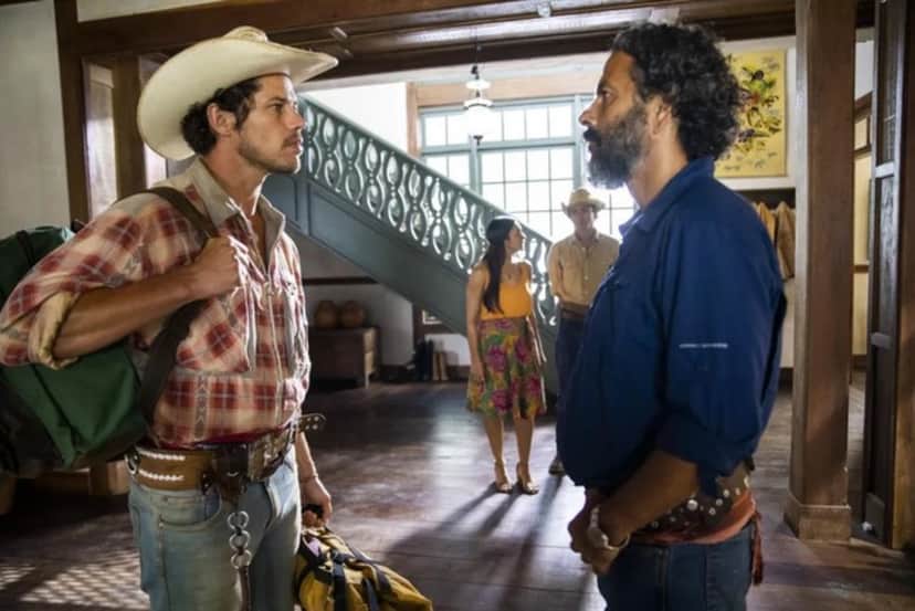Tadeu (José Loreto) renegará Zé Leôncio (Marcos Palmeira) em Pantanal (Foto: Reprodução / Globo) Tadeu (José Loreto) renegará Zé Leôncio (Marcos Palmeira) em Pantanal (Foto: Reprodução / Globo)