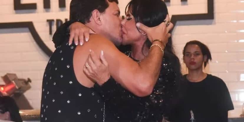 Gretchen e o marido, Esdras de Souza (Foto: Leo Franco/AgNews) Gretchen e o marido, Esdras de Souza (Foto: Leo Franco/AgNews)