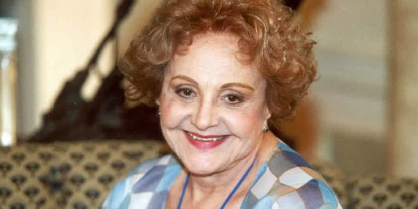 http://tvfoco.uai.com.br/wp-content/uploads/2015/05/Daniela-Mercury.jpg