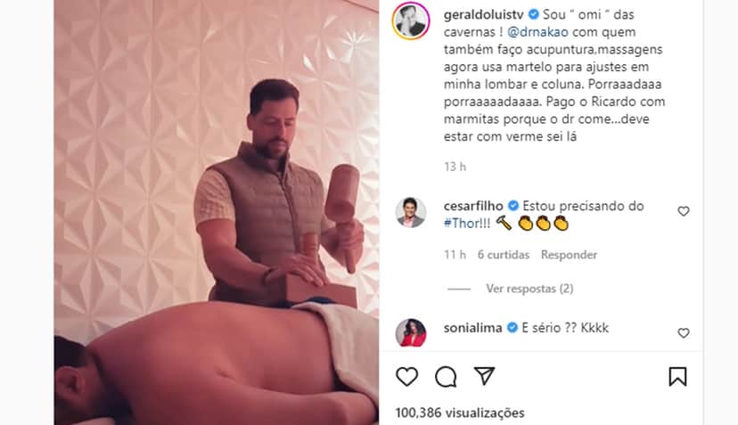 Geraldo Luís surge nas mãos de rapaz com martelo colocando a lombar no lugar em tratamento Geraldo Luís surge nas mãos de rapaz com martelo colocando a lombar no lugar em tratamento