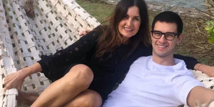 Fátima Bernardes possui uma relação de grande cumplicidade com o filho, Vinicius (Foto: Reprodução)