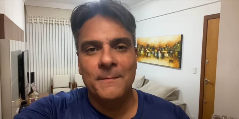 Guilherme de Pádua criticando Ratinho (Foto: Reprodução: YouTube) Guilherme de Pádua criticando Ratinho (Foto: Reprodução: YouTube)