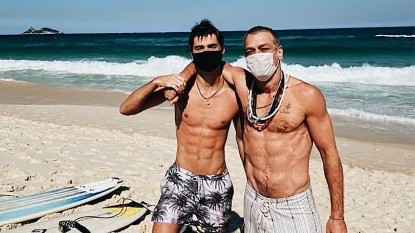 João Assunção junto com amigo (Foto: Reprodução) João Assunção junto com amigo (Foto: Reprodução)