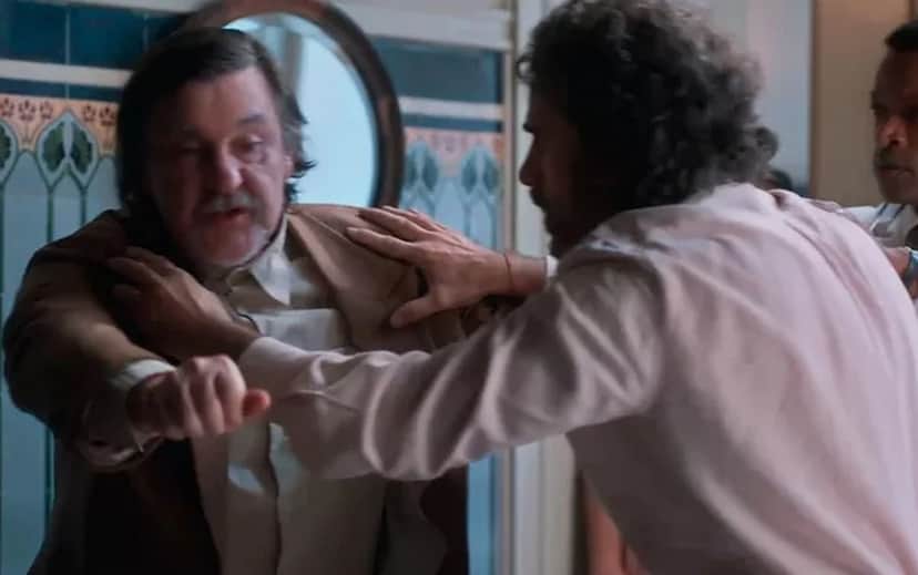 Matias (Antonio Calloni) e Leônidas (Eriberto Leão) em Além da Ilusão; ex-juiz vai ter novo surto (Foto: Reprodução / Globo) Matias (Antonio Calloni) e Leônidas (Eriberto Leão) em Além da Ilusão; ex-juiz vai ter novo surto (Foto: Reprodução / Globo)