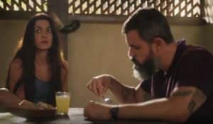 Zefa e Alcides falarão demais e Tenório escutará tudo em Pantanal (Foto: Reprodução / Globo) Zefa e Alcides falarão demais e Tenório escutará tudo em Pantanal (Foto: Reprodução / Globo)