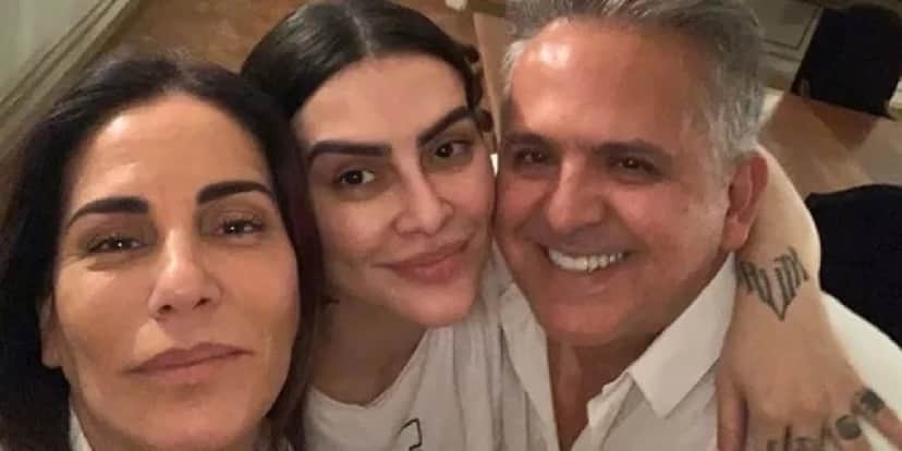 Gloria Pires ao lado de Cleo e do marido Orlando Morais (Foto: Divulgação) Gloria Pires ao lado de Cleo e do marido Orlando Morais (Foto: Divulgação)