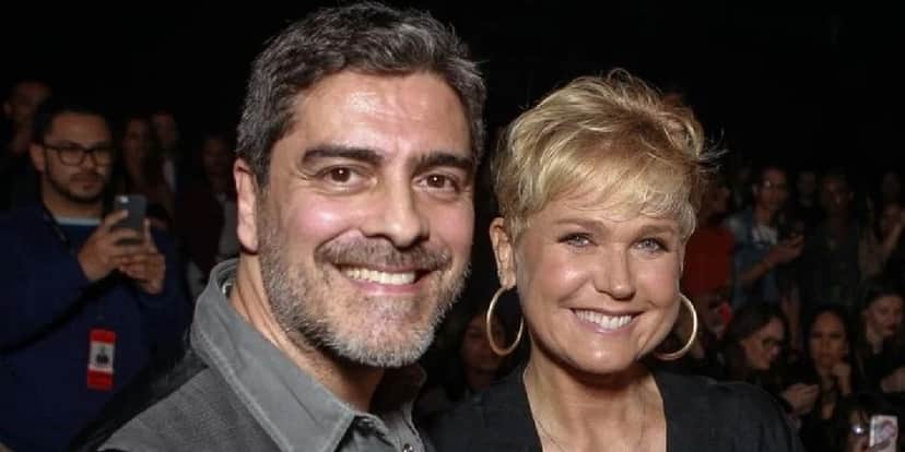 Junno Andrade ao lado de Xuxa (Foto: Divulgação) Junno Andrade ao lado de Xuxa (Foto: Divulgação)