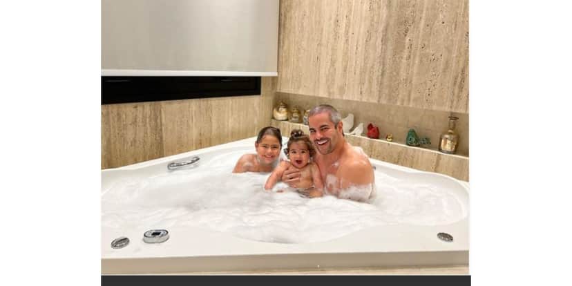 Marido de Simone - Kaká Diniz Marido de Simone - Kaká Diniz