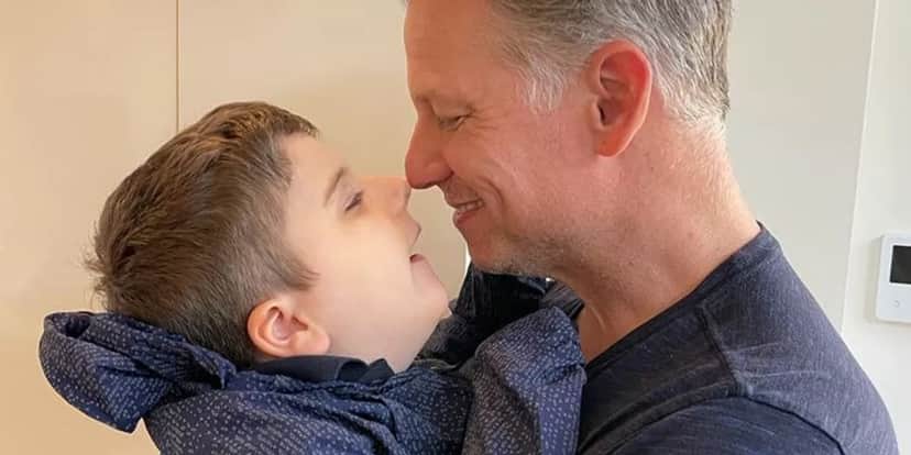 Richard Engel e o filho, Henry (Foto: Reprodução / Instagram) Richard Engel e o filho, Henry (Foto: Reprodução / Instagram)