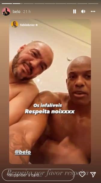 Belo surgiu na companhia de um rapaz e todo suado (Foto: Reprodução) Belo surgiu na companhia de um rapaz e todo suado (Foto: Reprodução)