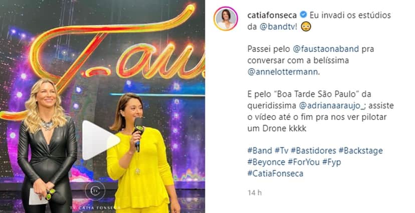Catia Fonseca invcade os estúdios do Faustão na Band e acaba recebida por Anne Lottermann Catia Fonseca invcade os estúdios do Faustão na Band e acaba recebida por Anne Lottermann